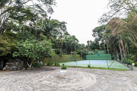 Casa de condomínio para alugar com 1300m², 4 quartos e 6 vagasQuadra Esportiva