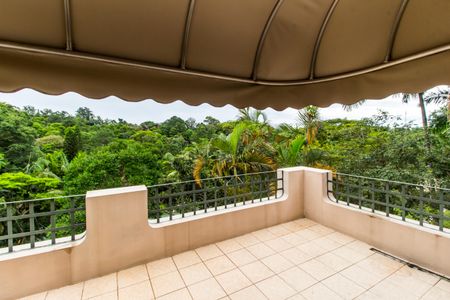 Casa de condomínio para alugar com 1300m², 4 quartos e 6 vagasVaranda