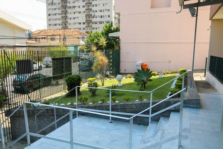 Apartamento para alugar com 65m², 2 quartos e 1 vagaEntrada