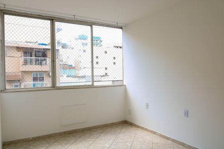 Apartamento para alugar com 65m², 2 quartos e 1 vagaSala