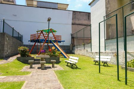 Apartamento para alugar com 65m², 2 quartos e 1 vagaÁrea comum - Playground