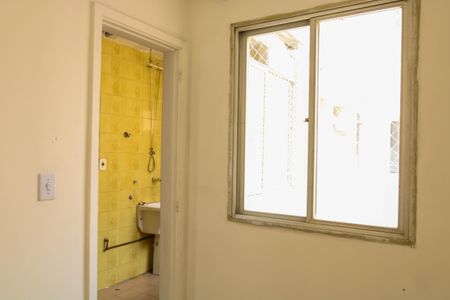Apartamento para alugar com 65m², 2 quartos e 1 vagaQuarto de Serviço