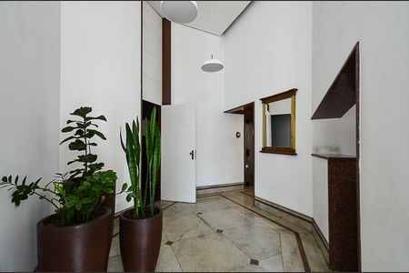 Apartamento à venda com 54m², 2 quartos e 1 vaga Apartamento à venda com 54m², 2 quartos e 1 vagaHall de entrada