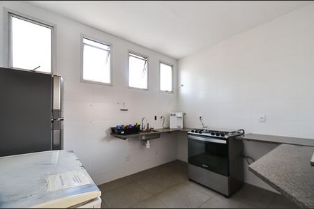 Apartamento à venda com 54m², 2 quartos e 1 vaga Apartamento à venda com 54m², 2 quartos e 1 vagaÁrea comum - Salão de festas