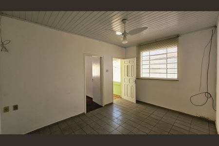 Casa à venda com 3 quartos, 250m² em Anhangabaú, Jundiaí
