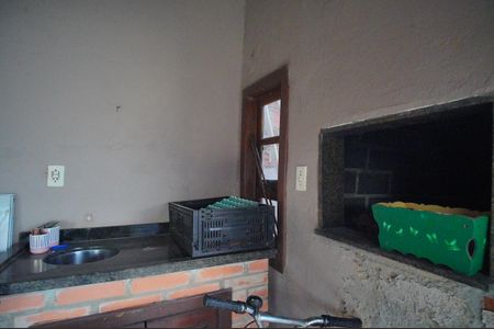 Casa à venda com 105m², 3 quartos e 2 vagasChurrasqueira