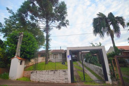 Casa à venda com 105m², 3 quartos e 2 vagasFachada
