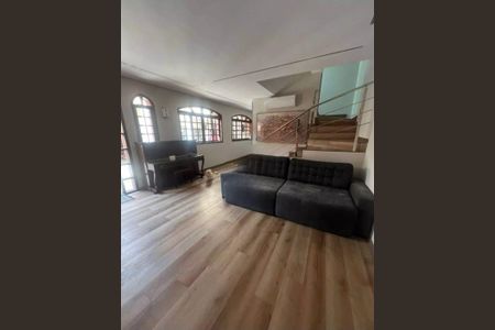 Casa à venda com 3 quartos, 182m² em Centro, São Bernardo do Campo