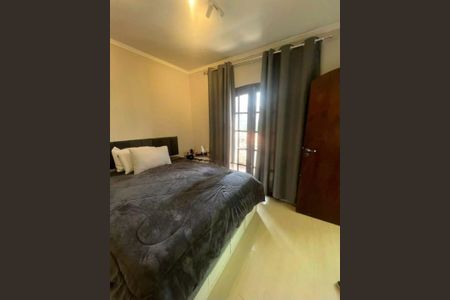 Casa à venda com 182m², 3 quartos e 2 vagas