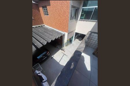 Casa à venda com 182m², 3 quartos e 2 vagas