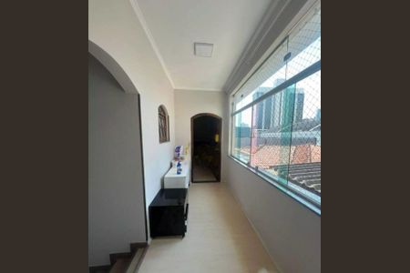 Casa à venda com 182m², 3 quartos e 2 vagas