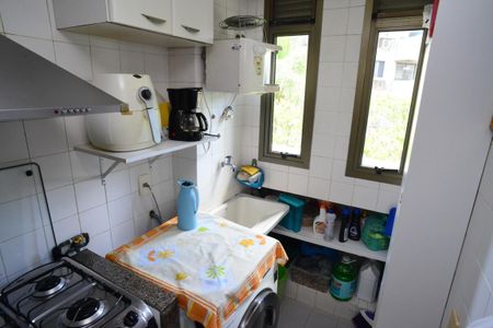 Apartamento à venda com 101m², 2 quartos e 1 vagaÁrea de Serviço