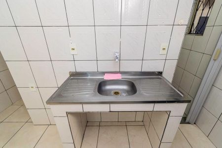 Casa para alugar com 35m², 1 quarto e sem vaga Casa para alugar com 35m², 1 quarto e sem vagaCozinha