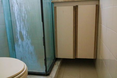 Apartamento para alugar com 57m², 2 quartos e 1 vaga Apartamento para alugar com 57m², 2 quartos e 1 vagaBanheiro