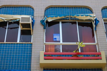 Apartamento para alugar com 57m², 2 quartos e 1 vaga Apartamento para alugar com 57m², 2 quartos e 1 vagaFachada