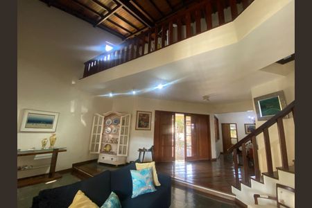 Casa à venda com 4 quartos, 360m² em Itapoã, Belo Horizonte