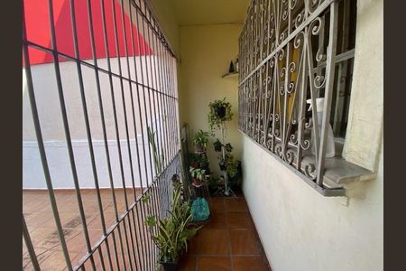 Casa à venda com 120m², 2 quartos e 1 vaga