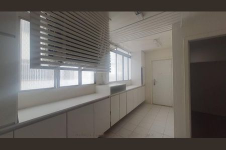 Apartamento à venda com 196m², 2 quartos e 2 vagas