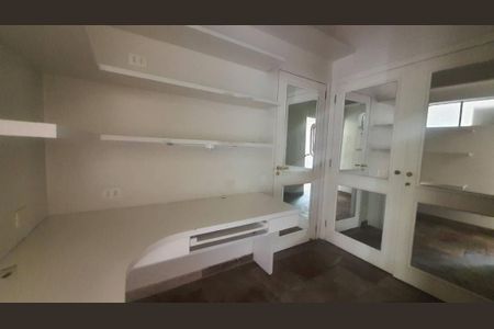 Apartamento à venda com 196m², 2 quartos e 2 vagas