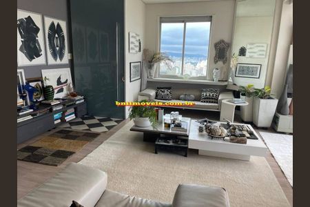 Apartamento à venda com 2 quartos, 130m² em Higienópolis, São Paulo