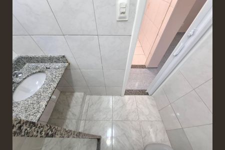 Banheiro  de apartamento para alugar com 1 quarto, 40m² em Botafogo, Rio de Janeiro