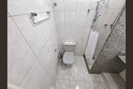 Banheiro  de apartamento para alugar com 1 quarto, 40m² em Botafogo, Rio de Janeiro