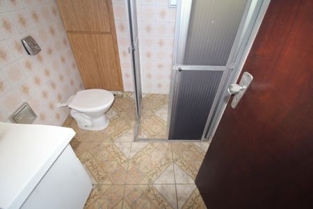 Casa à venda com 199m², 4 quartos e 2 vagasCasa 2 - Banheiro