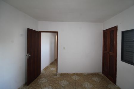 Casa à venda com 199m², 4 quartos e 2 vagasCasa 2 - Quarto 1