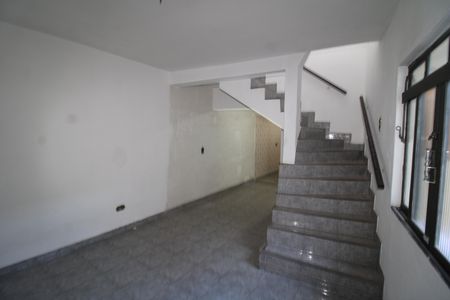 Casa à venda com 199m², 4 quartos e 2 vagasCasa 2 - Sala