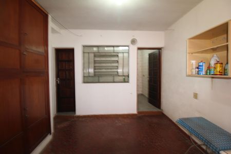 Casa à venda com 199m², 4 quartos e 2 vagasÁrea de Serviço