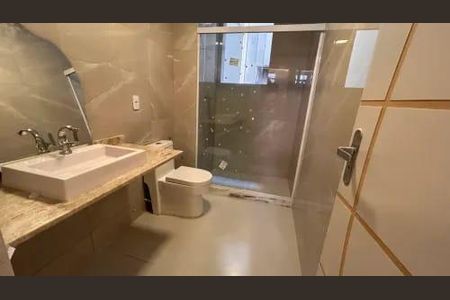 Apartamento à venda com 2 quartos, 75m² em Copacabana, Rio de Janeiro