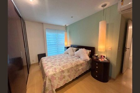 Apartamento à venda com 4 quartos, 161m² em Icaraí, Niterói