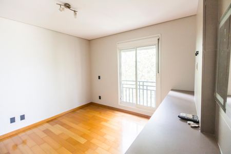 Apartamento para alugar com 201m², 3 quartos e 3 vagasSuíte 1