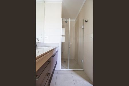 Apartamento para alugar com 201m², 3 quartos e 3 vagasBanheiro da Suíte