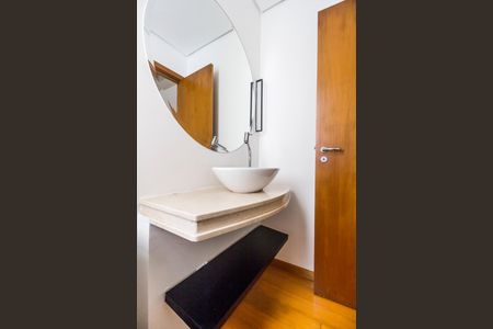 Apartamento para alugar com 201m², 3 quartos e 3 vagasLavabo