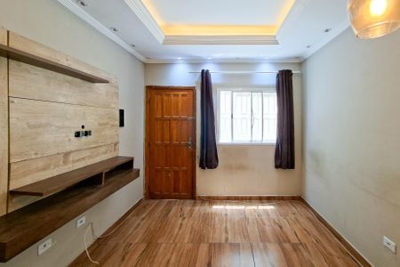 Sala de casa de condomínio para alugar com 2 quartos, 70m² em Vila Sonia, Praia Grande