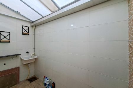 Casa de condomínio para alugar com 70m², 2 quartos e 1 vaga Casa de condomínio para alugar com 70m², 2 quartos e 1 vagaÁrea de Serviço