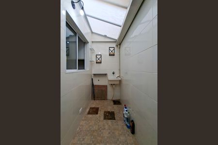 Casa de condomínio para alugar com 70m², 2 quartos e 1 vaga Casa de condomínio para alugar com 70m², 2 quartos e 1 vagaÁrea de Serviço