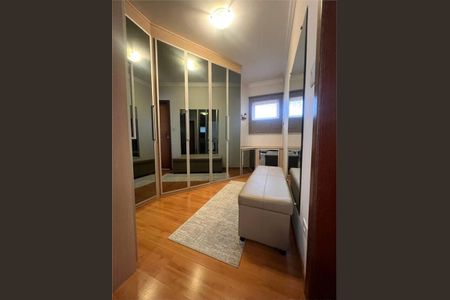 Casa à venda com 3 quartos, 199m² em Planalto Paulista, São Paulo