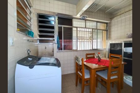 Apartamento para alugar com 118m², 3 quartos e 1 vagaÁrea de Serviço