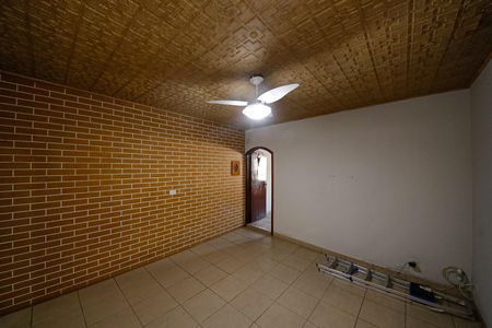 Casa à venda com 2 quartos, 138m² em Vila Ivone, São Paulo