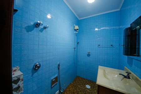 Casa à venda com 138m², 2 quartos e 2 vagas Casa à venda com 138m², 2 quartos e 2 vagasBanheiro