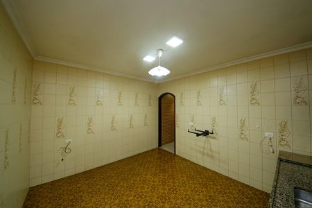 Casa à venda com 138m², 2 quartos e 2 vagas Casa à venda com 138m², 2 quartos e 2 vagasCozinha