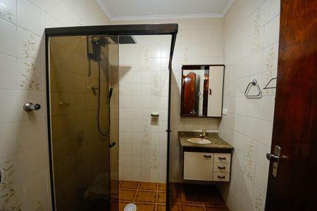 Casa à venda com 138m², 2 quartos e 2 vagas Casa à venda com 138m², 2 quartos e 2 vagasBanheiro 2