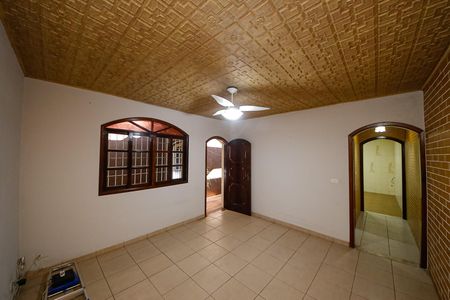 Sala de casa à venda com 2 quartos, 138m² em Vila Ivone, São Paulo