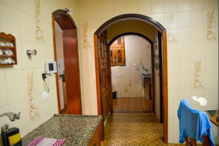 Casa à venda com 2 quartos, 138m² em Vila Ivone, São Paulo