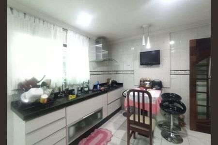 Casa à venda com 280m², 3 quartos e 4 vagas