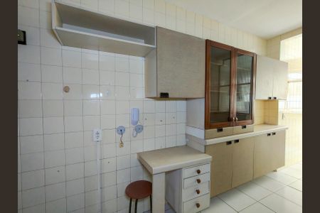Apartamento à venda com 151m², 3 quartos e 2 vagasCozinha