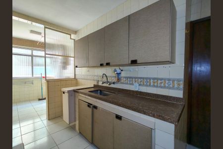 Apartamento à venda com 151m², 3 quartos e 2 vagasCozinha