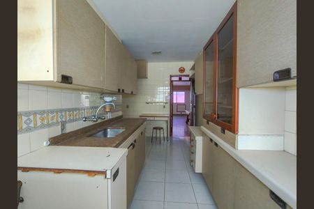 Apartamento à venda com 151m², 3 quartos e 2 vagasCozinha